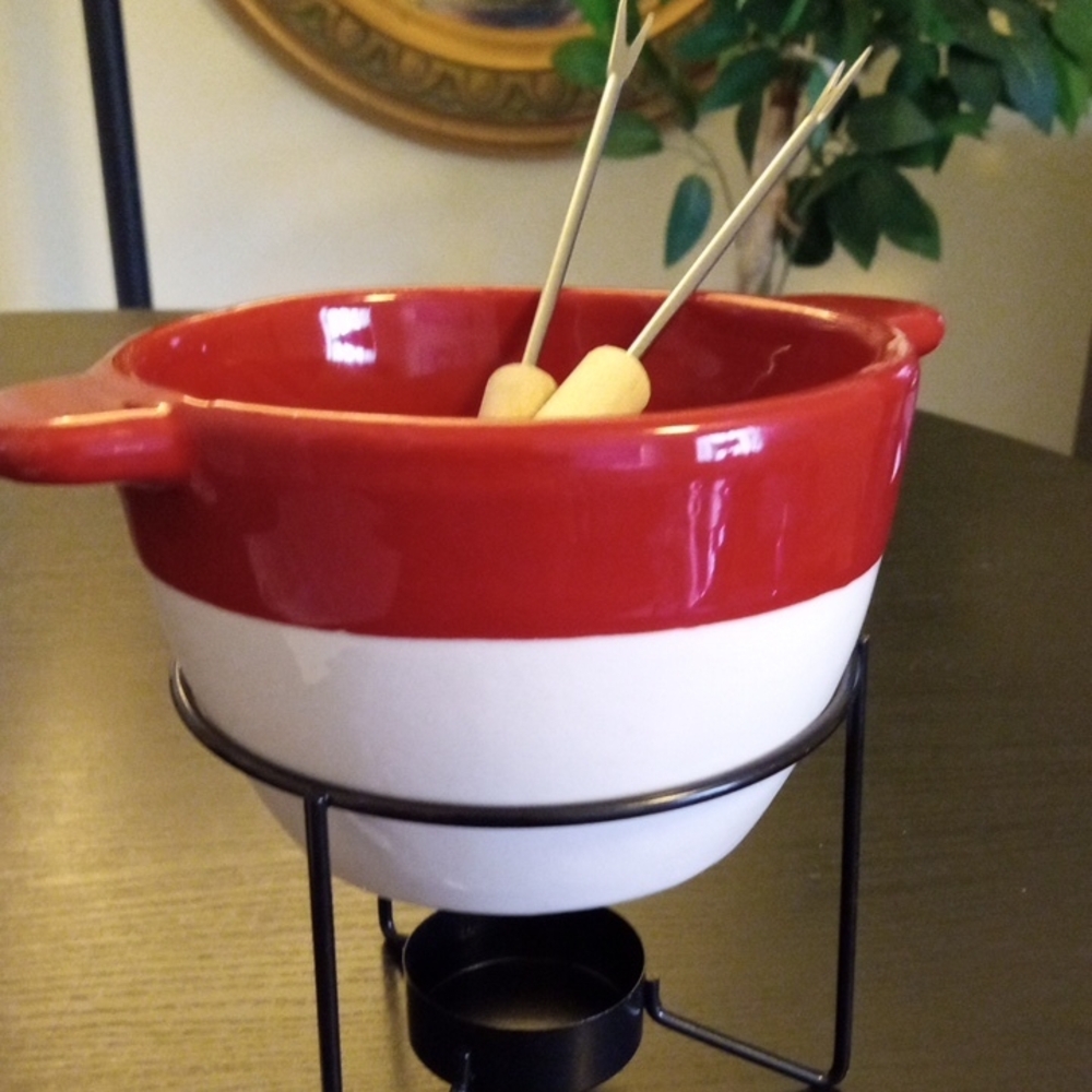 Brand New Fondue Set